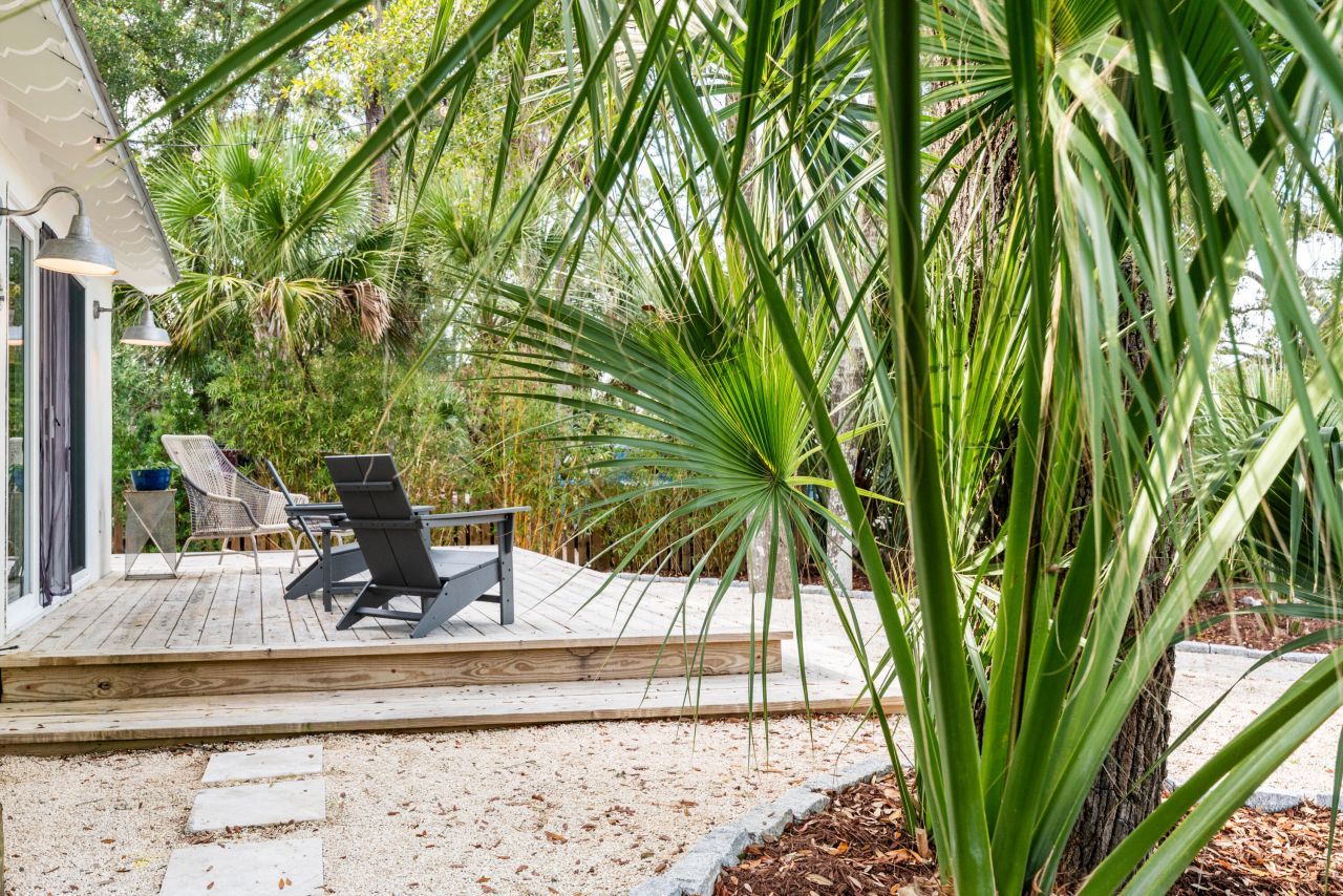 1 Red Sunset Lane Photo 10