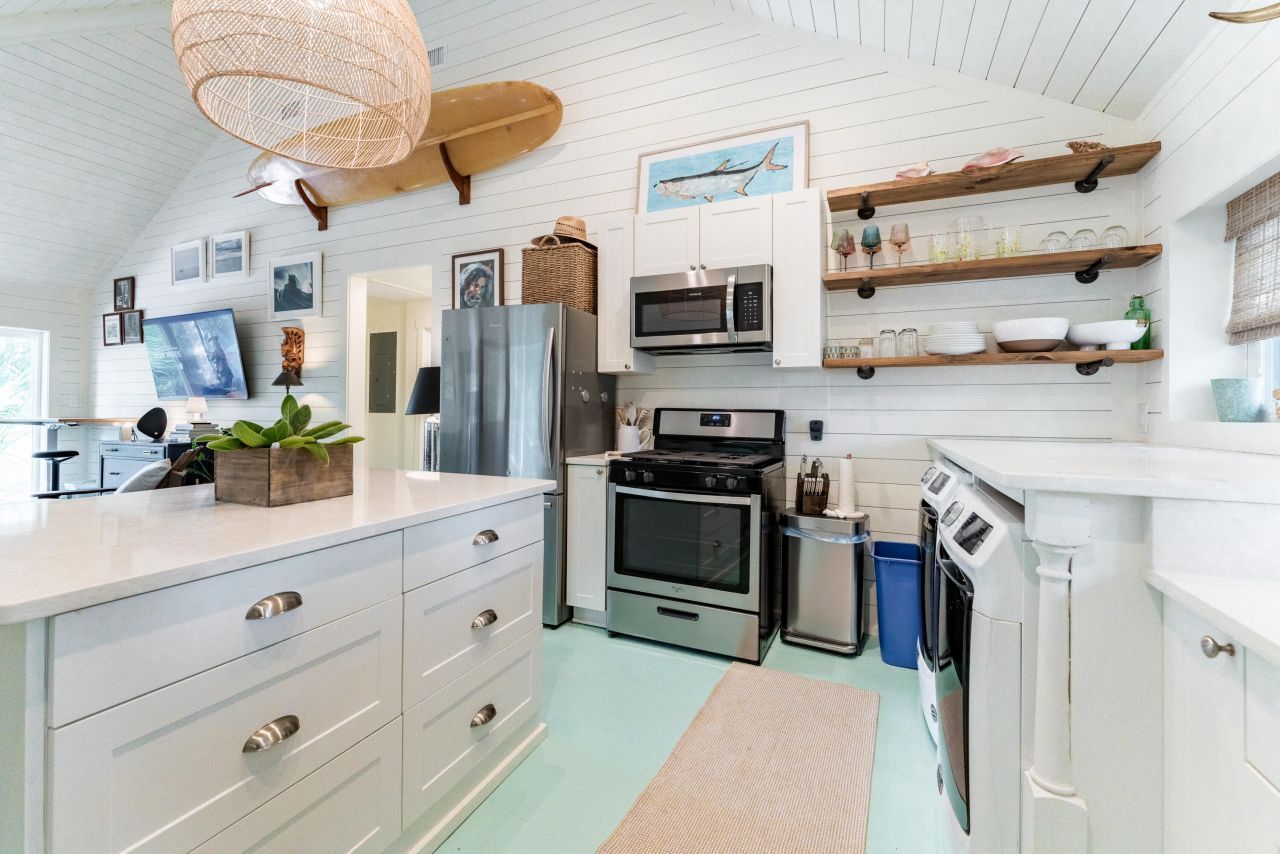 1 Red Sunset Lane Photo 13