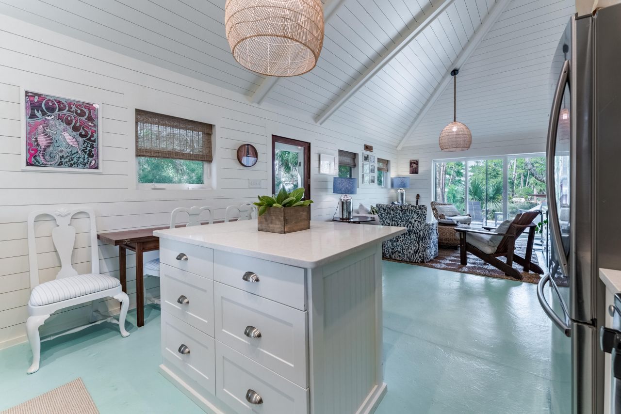 1 Red Sunset Lane Photo 17