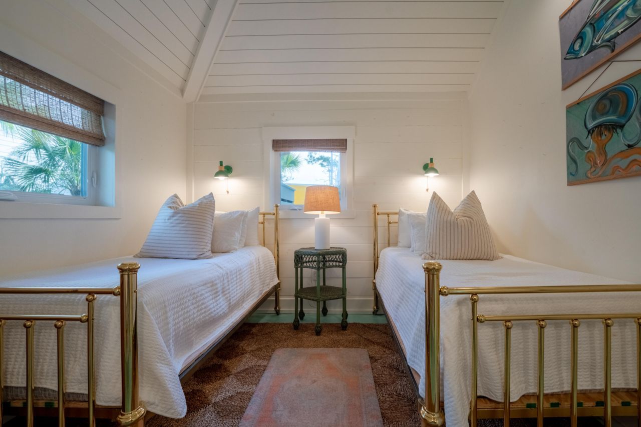 1 Red Sunset Lane Photo 22