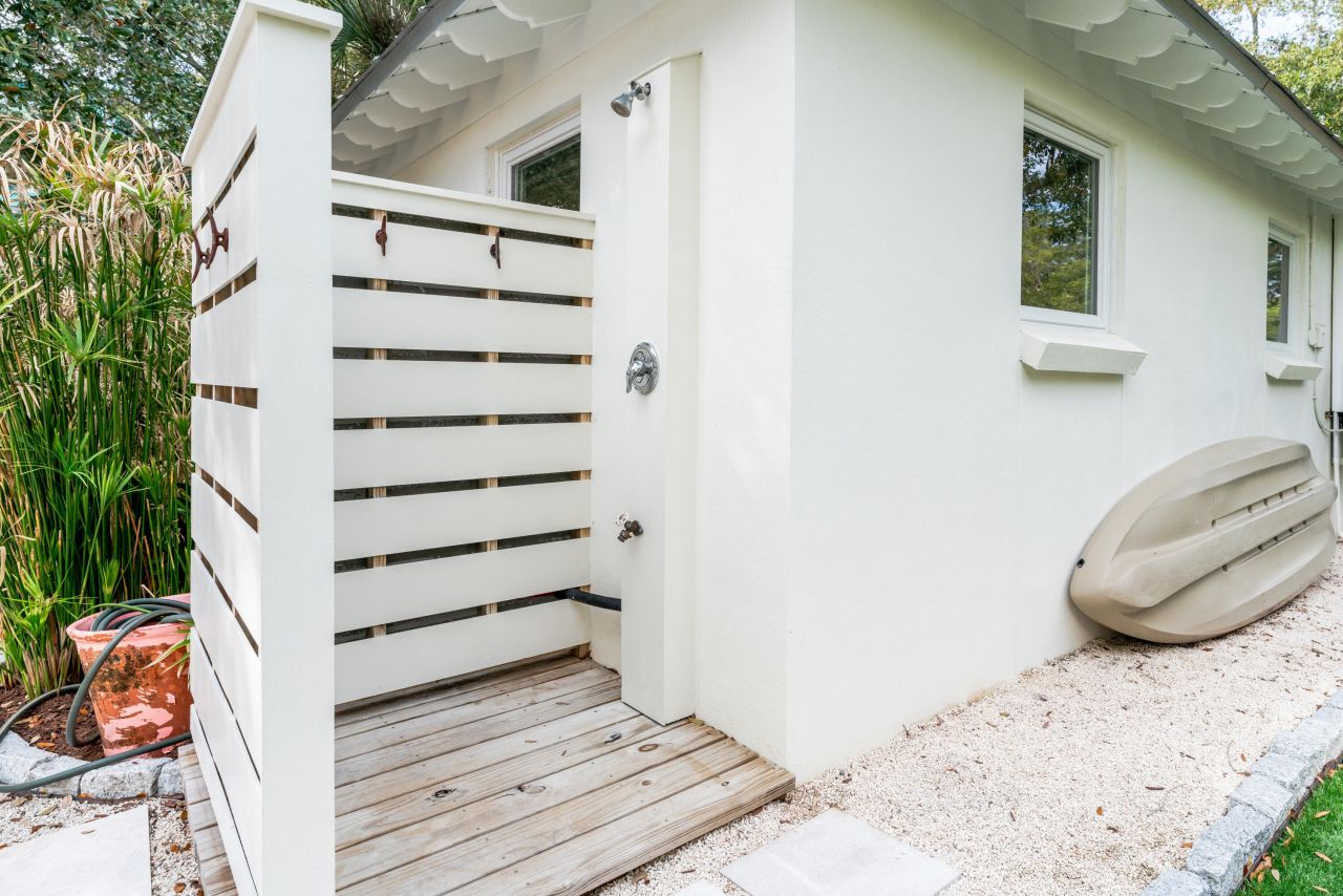 1 Red Sunset Lane Photo 40