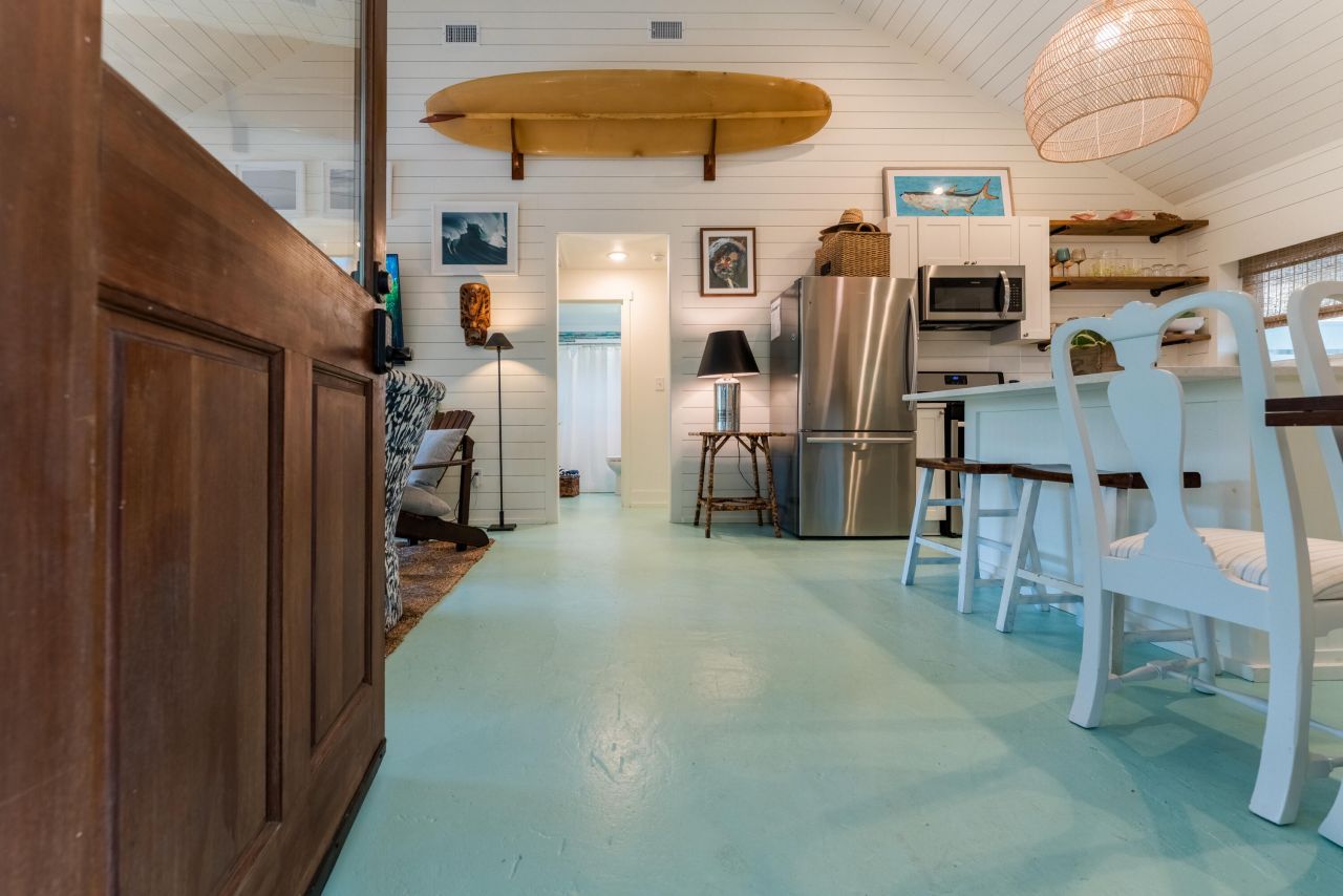 1 Red Sunset Lane Photo 5