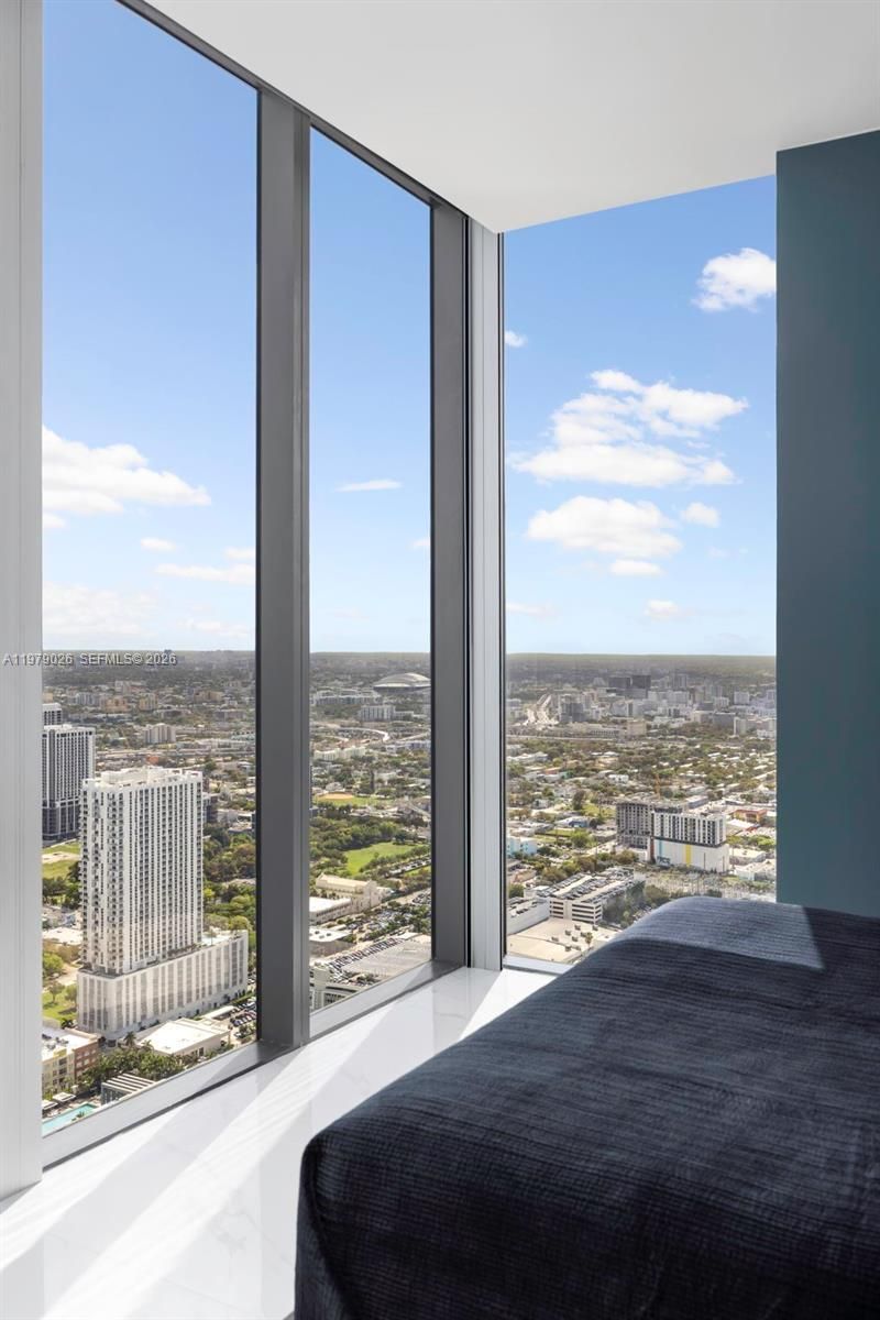 700 NE 24th St, Unit PH-5904, Miami, FL 33137 Photo