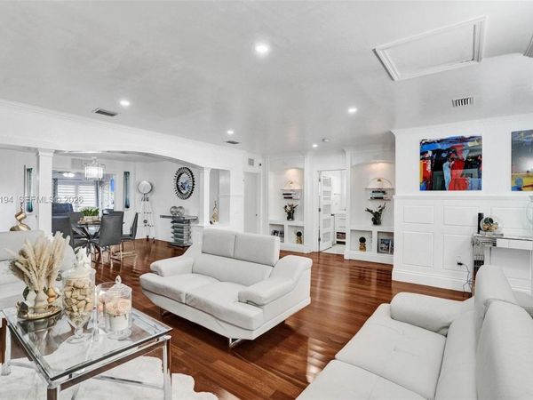 1520 SW 86th Ct , Miami, FL 33144