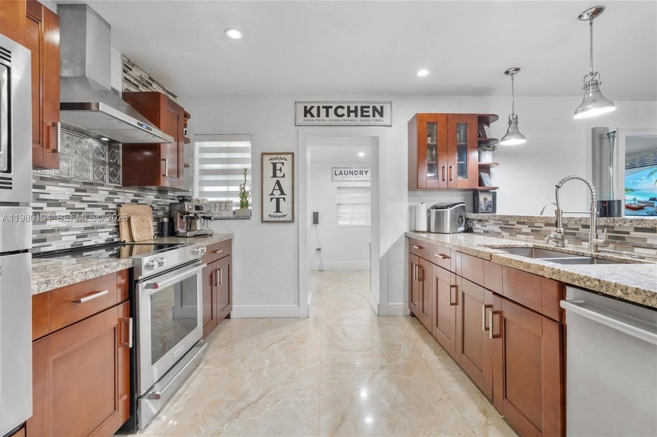 1520 SW 86th Ct, Miami, FL 33144 Photo