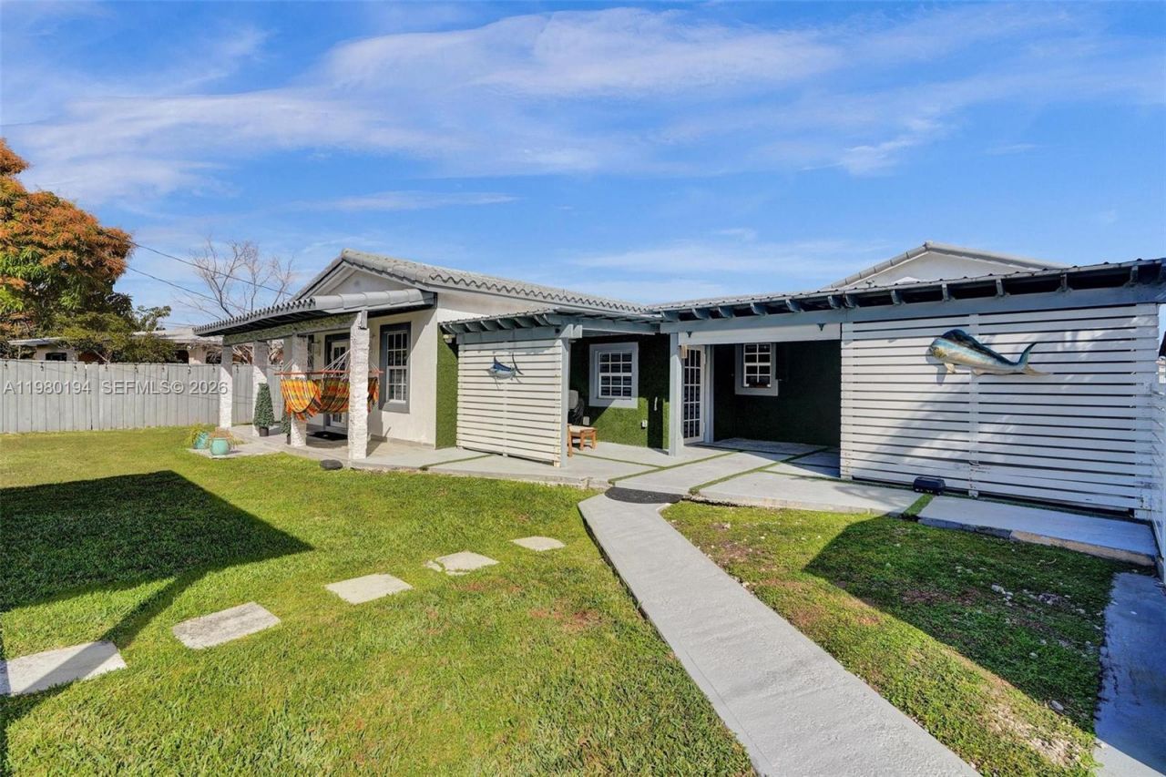 1520 SW 86th Ct, Miami, FL 33144 Photo