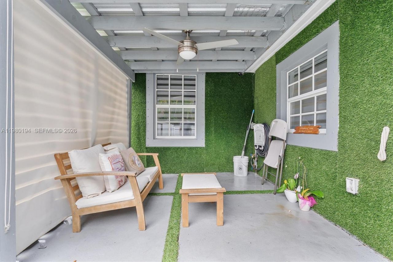 1520 SW 86th Ct, Miami, FL 33144 Photo