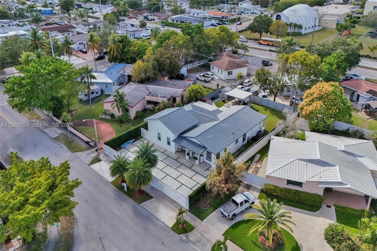 1520 SW 86th Ct, Miami, FL 33144 Photo