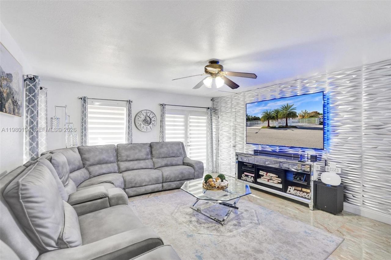 1520 SW 86th Ct, Miami, FL 33144 Photo