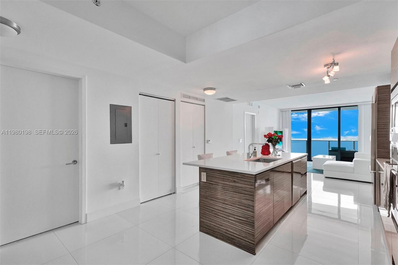 460 NE 28th St, Unit 3403, Miami, FL 33137 Photo