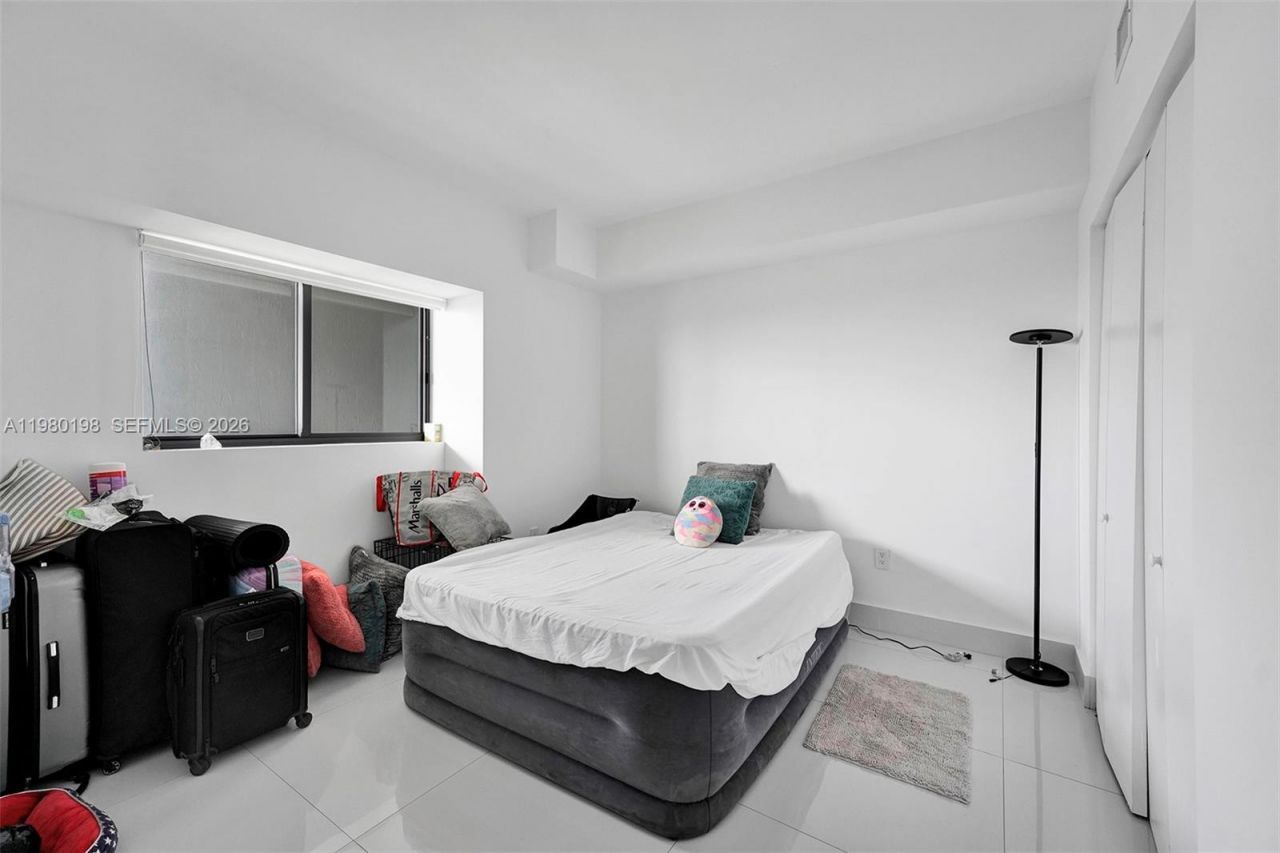 460 NE 28th St, Unit 3403, Miami, FL 33137 Photo