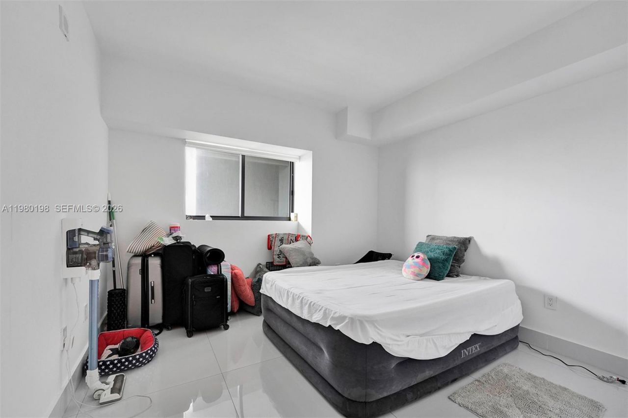 460 NE 28th St, Unit 3403, Miami, FL 33137 Photo