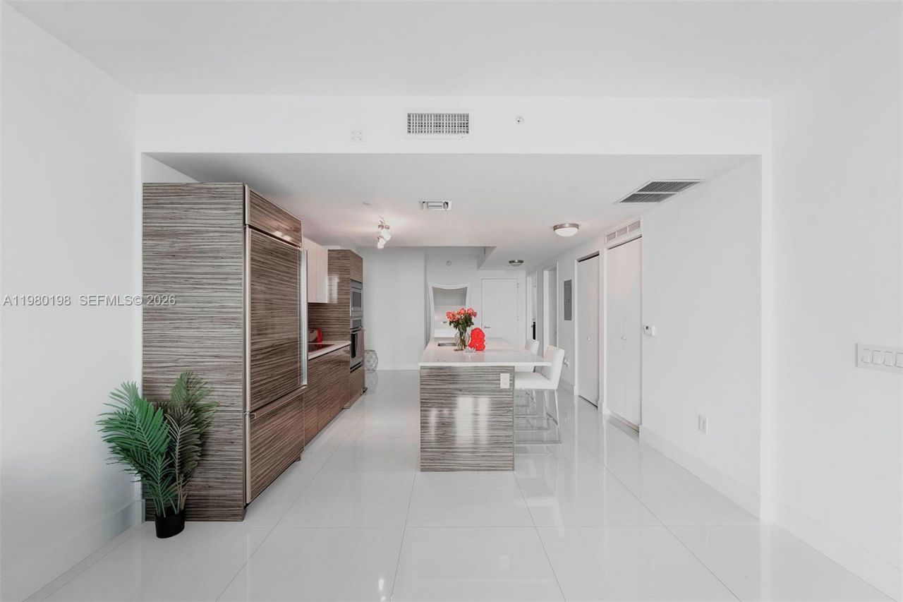 460 NE 28th St, Unit 3403, Miami, FL 33137 Photo