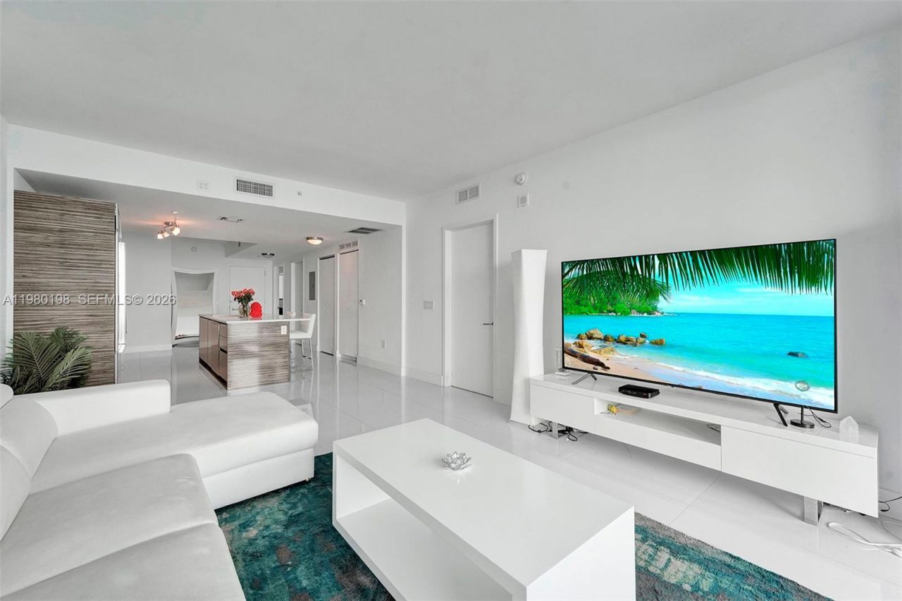 460 NE 28th St, Unit 3403, Miami, FL 33137 Photo