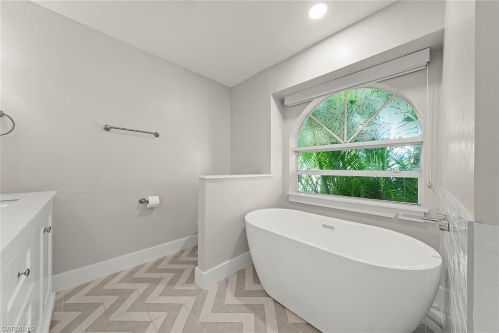 3708 Agate Ct, Sanibel, FL 33957 Photo