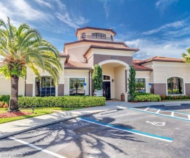 13000 Positano Cir, Unit 305, Naples, FL 34105 Photo