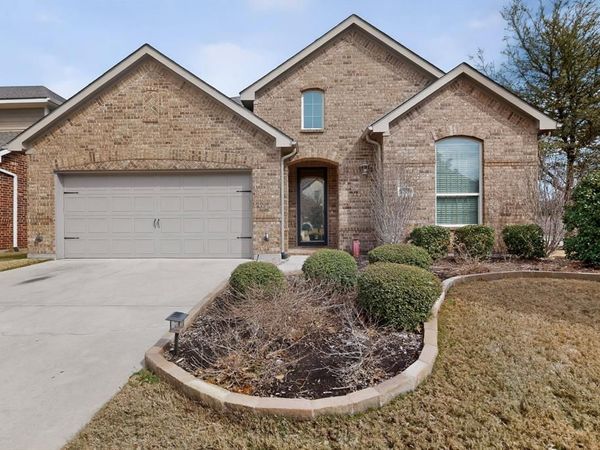 8729 James Drive , Lantana, TX 76226