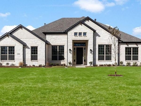 108 Lila Lake Drive, Waxahachie, TX 75165