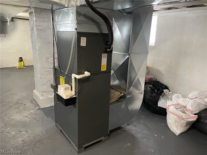 1215 Sherman Street, Akron, OH 44301 Photo 37