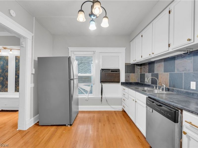 1289 W 115 Street , Cleveland, OH 44102 Photo 5