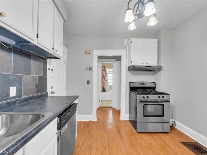 1289 W 115 Street , Cleveland, OH 44102 Photo 6