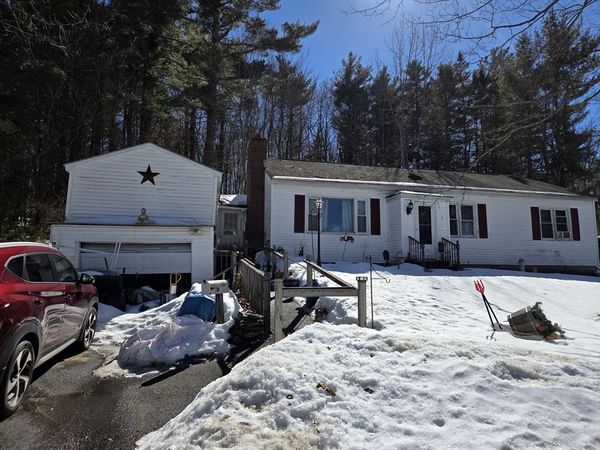 188 Blanchard Street, Gardner, MA 01440