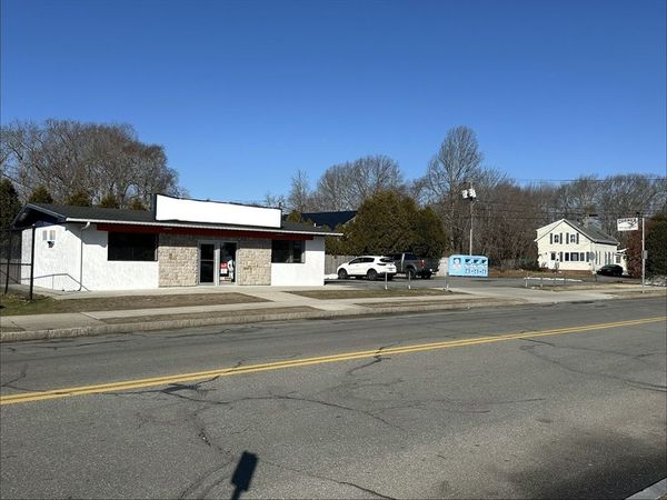 319 Hathaway Blvd, New Bedford, MA 02740