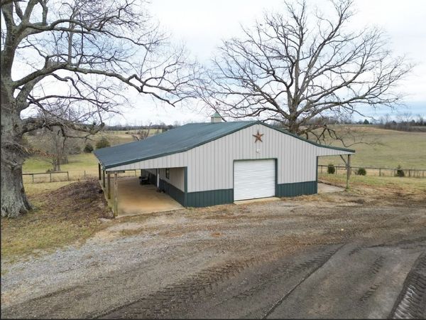 1038 Maple Valley Rd , Cumberland Furnace, TN 37051