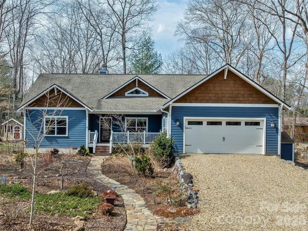 25 Woodbend Lane, Black Mountain, NC 28711