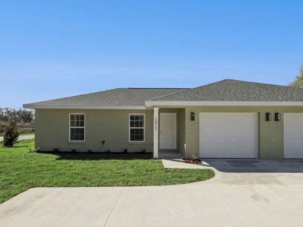 1073 N ROCKINGHAM AVENUE , TAVARES, FL 32778