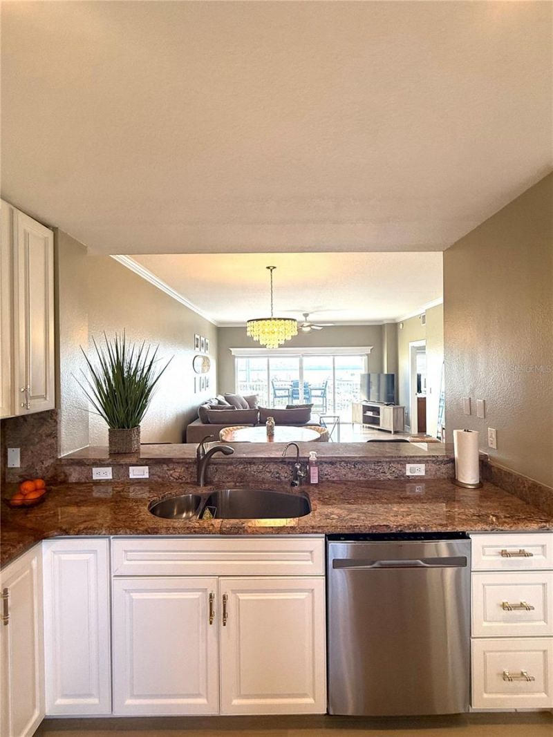 423 150th Avenue, Unit 1405, Madeira Beach, FL 33708 Photo