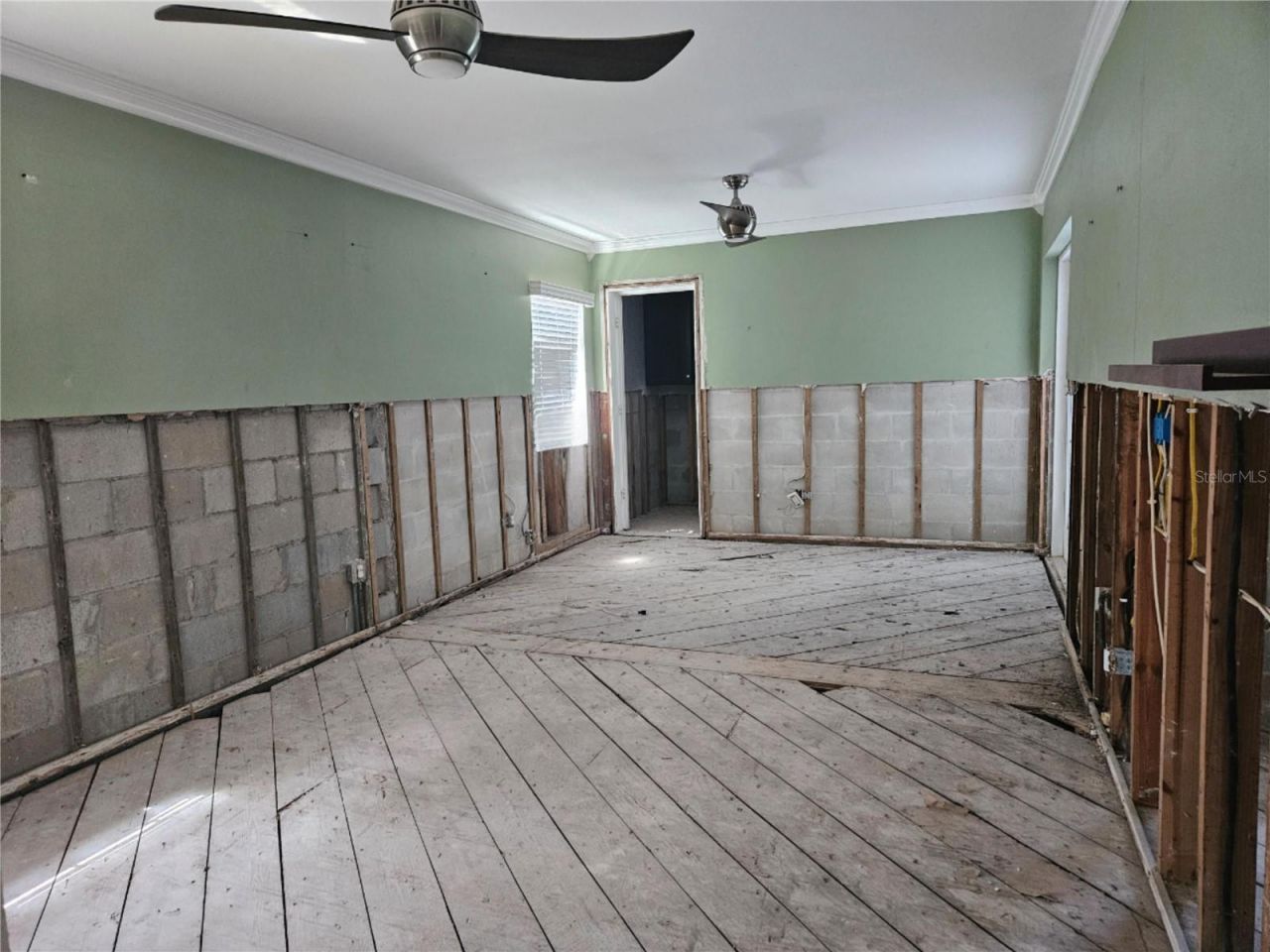 218 Appian Way Ne, Saint Petersburg, FL 33704 Photo