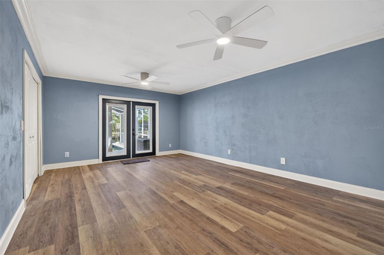 8711 Bay Crest Lane, Tampa, FL 33615 Photo