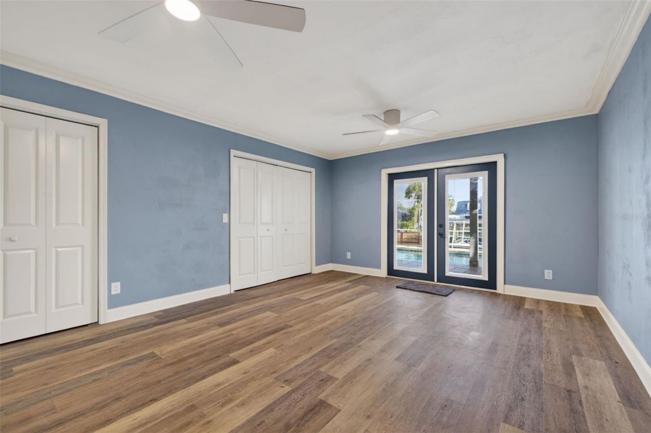 8711 Bay Crest Lane, Tampa, FL 33615 Photo