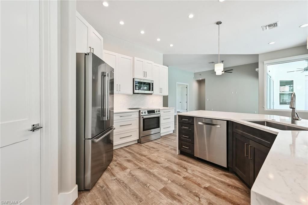 4231 Crayton Rd, Naples, FL 34103 Photo