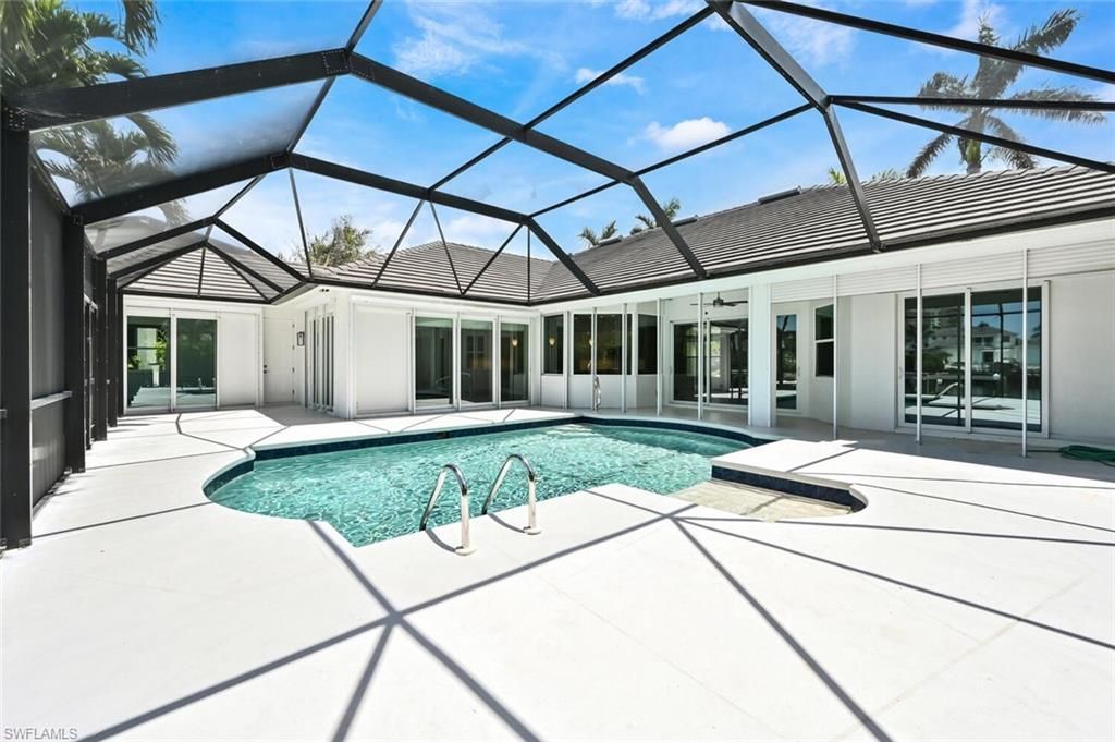 4231 Crayton Rd, Naples, FL 34103 Photo