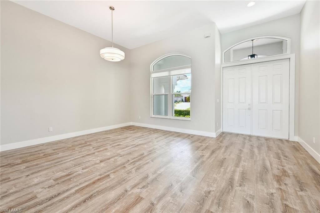 4231 Crayton Rd, Naples, FL 34103 Photo