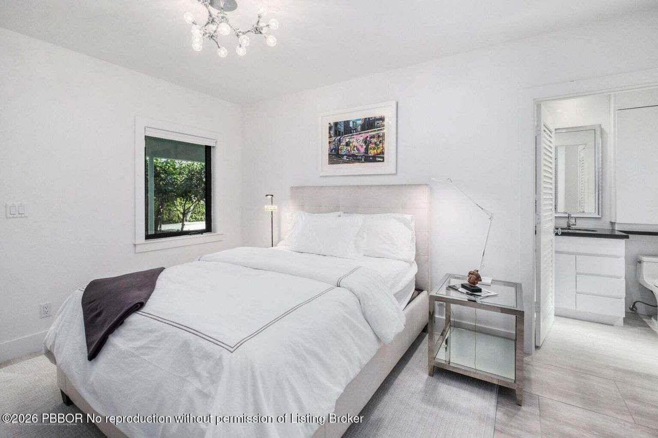 122 Peruvian Avenue, Unit 7, Palm Beach, FL 33480 Photo