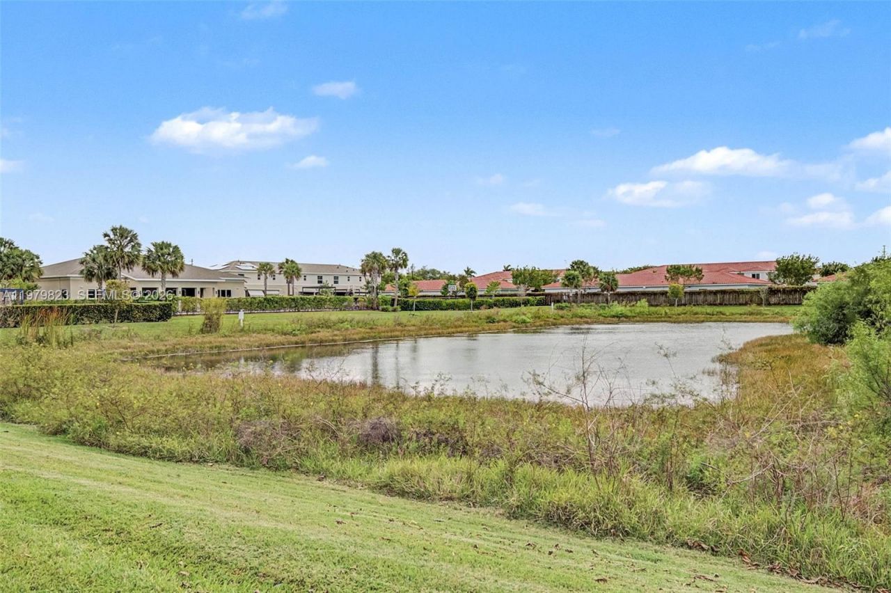 445 NE 4th St , Florida City, FL 33034 Photo