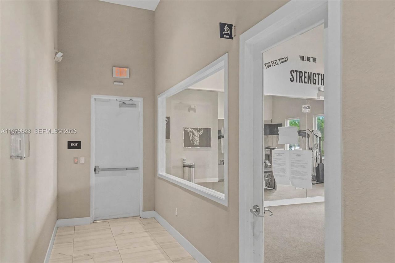 445 NE 4th St , Florida City, FL 33034 Photo