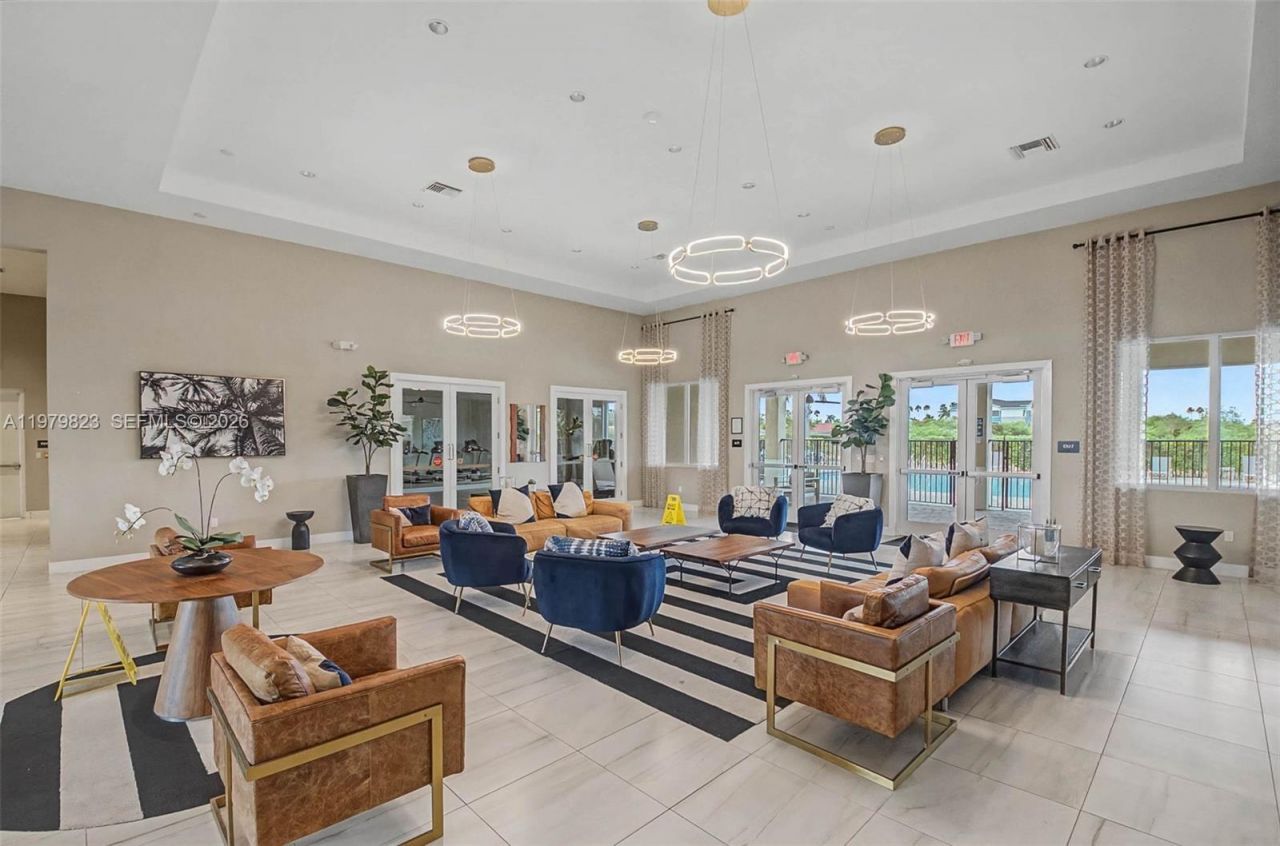 445 NE 4th St , Florida City, FL 33034 Photo