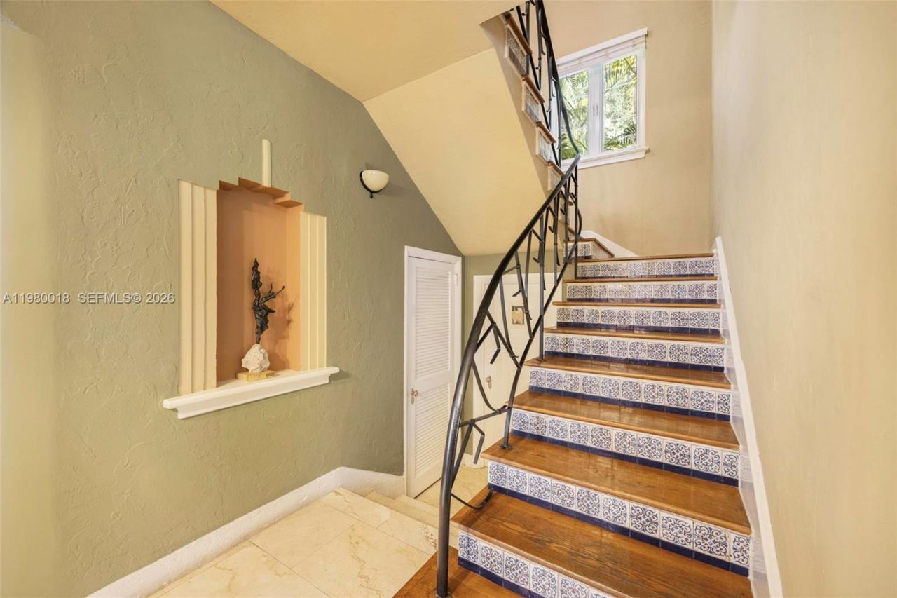 0-1645 S Bayshore Dr , Coconut Grove, FL 33133 Photo