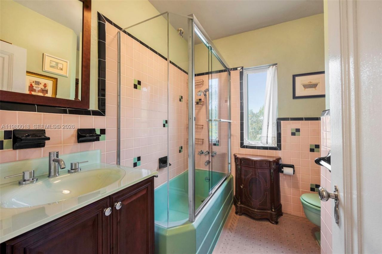 0-1645 S Bayshore Dr , Coconut Grove, FL 33133 Photo