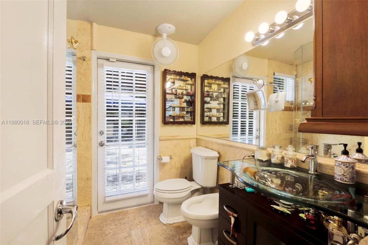 0-1645 S Bayshore Dr , Coconut Grove, FL 33133 Photo