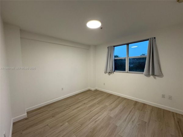 529 NE 62nd St , Unit 304, Miami, FL 33138