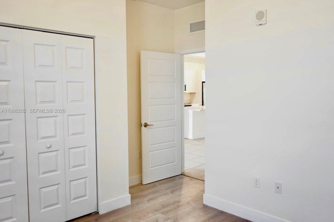 7925 NW 104th Ave, Unit 32, Doral, FL 33178 Photo