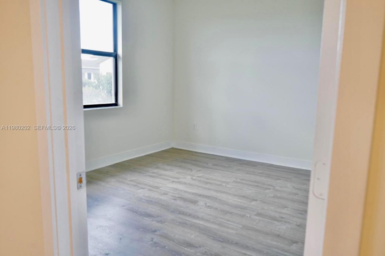 7925 NW 104th Ave, Unit 32, Doral, FL 33178 Photo