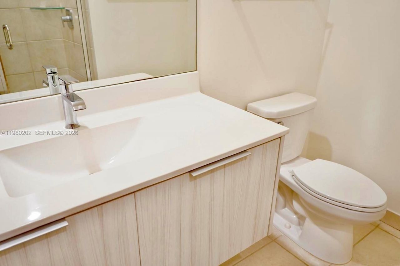 7925 NW 104th Ave, Unit 32, Doral, FL 33178 Photo