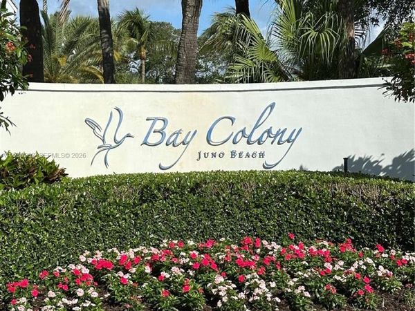 915 S Bay Colony Dr S, Unit S, Juno Beach, FL 33408