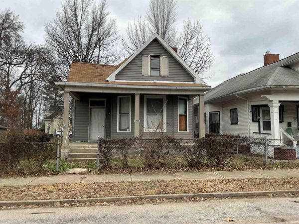 712 E Blackford Avenue, Evansville, IN 47713